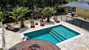 Outdoor pool, pool umbrellas