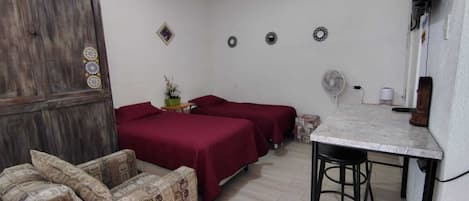 1 quarto, ferros/tábuas de passar roupa, Wi-Fi, roupa de cama