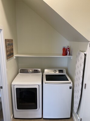 Interior - OHSU/PSU/Near Downtown Portland (Portland)