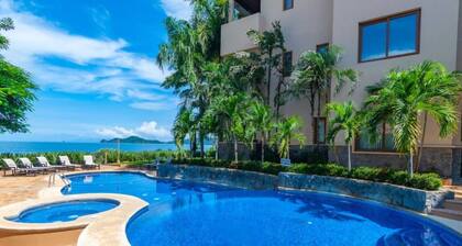 Sol y Mar 4B Your Private Oceanfront Oasis, Just Steps from the Beach