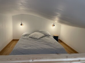 1 bedroom, iron/ironing board, free WiFi, bed sheets