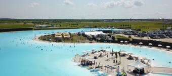 Family Home with Private Backyard and Garage!