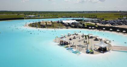 Family Home with Private Backyard and Garage!