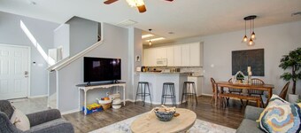 Family Home with Private Backyard and Garage!