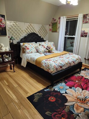 2 bedrooms, desk, iron/ironing board, free WiFi