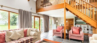 Stunning, Scenic & Cosy - Luxury Rural Hideaway