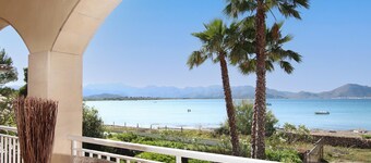 ALCUDIA 1 AMOROS. Beautiful villa with superb sea views