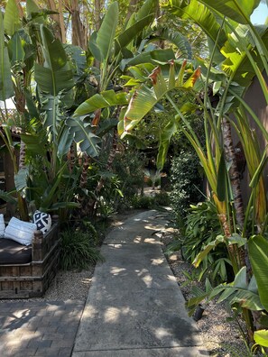 Property grounds - Talavera Palm Springs (Palm Springs)