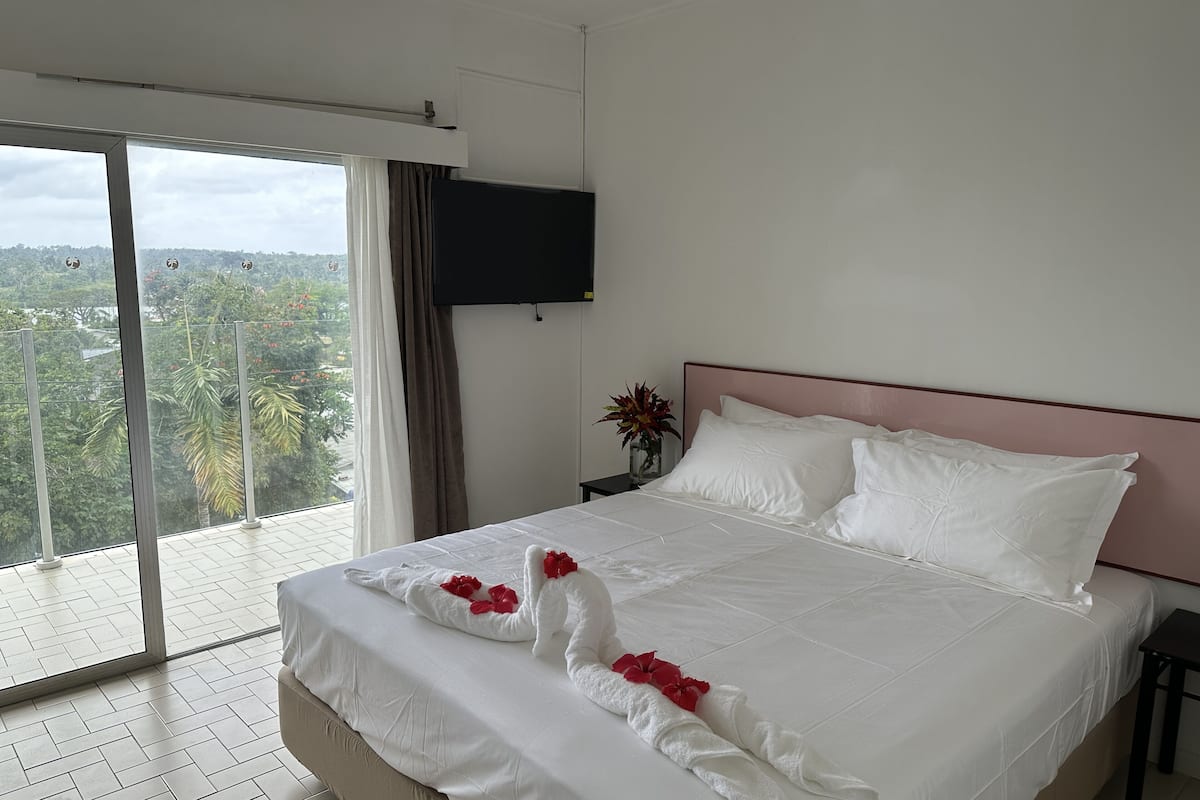 family suite | 1 bedroom, desk, laptop workspace, free wifi