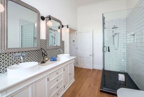 Hair dryer, towels