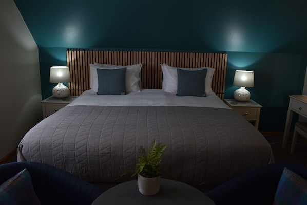 Doppel- oder Zweibettzimmer | Verdunkelungsvorhänge, Bügeleisen/Bügelbrett, WLAN, Bettwäsche