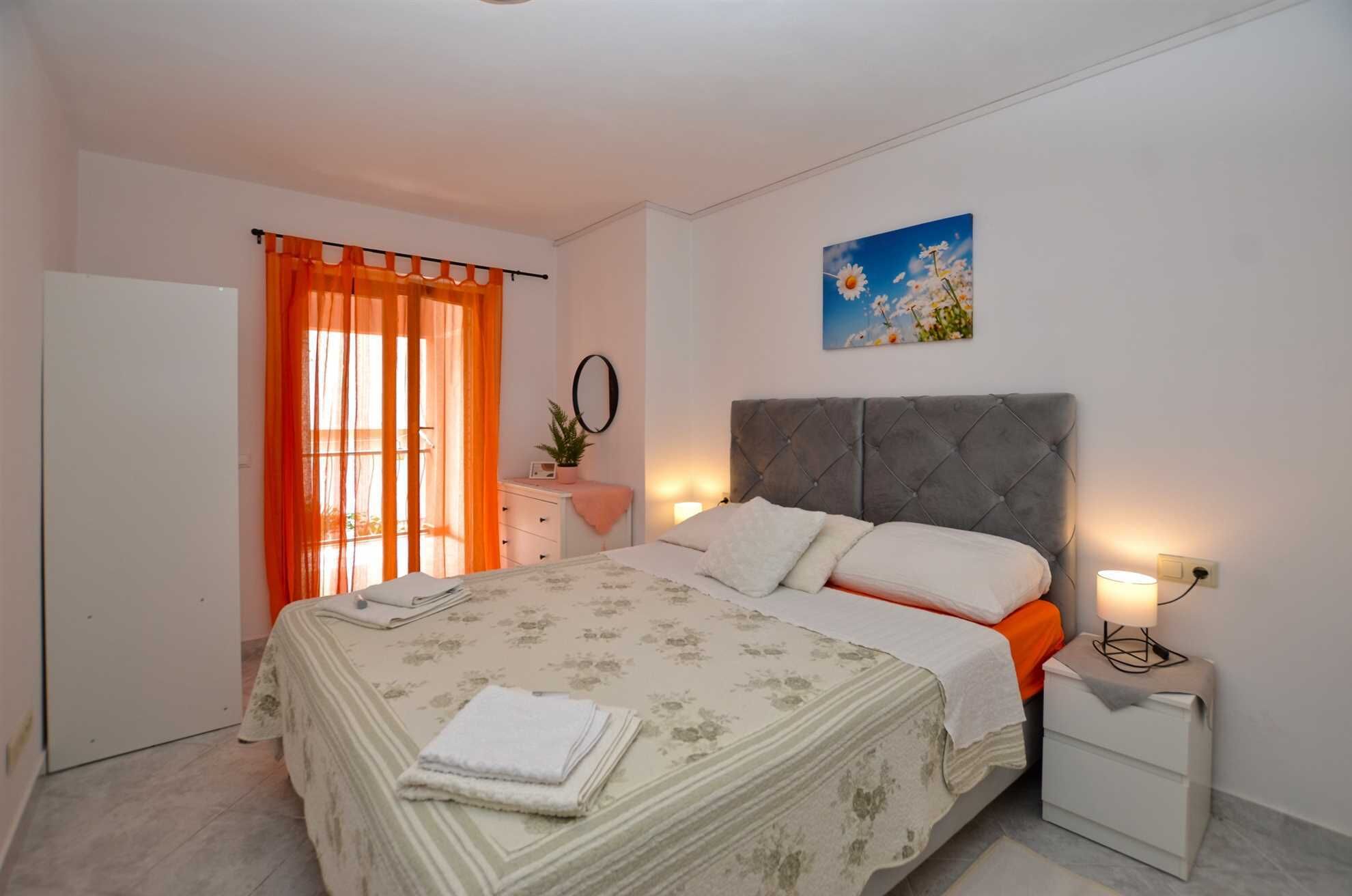 2 chambres, Wi-Fi gratuit, draps fournis