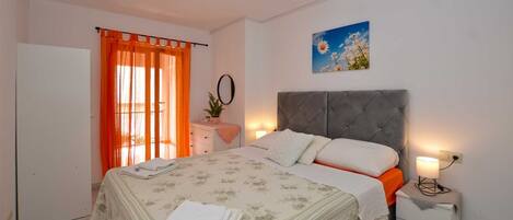 2 bedrooms, free WiFi, bed sheets