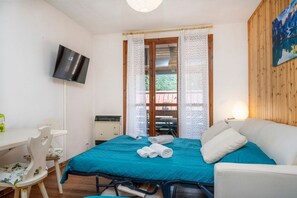 Interior - GuestHost - Da Crispe Studio - 550 m far from the Golf Club (Tarvisio)