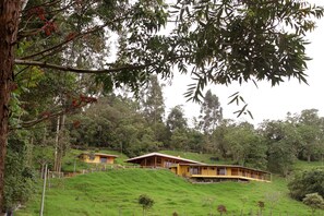 Fachada da propriedade