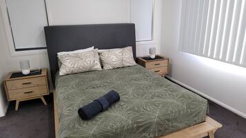 2 bedrooms, iron/ironing board, WiFi, bed sheets