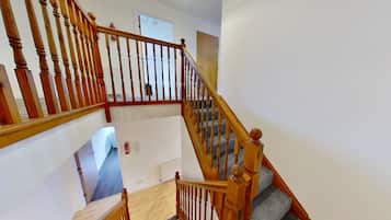 Apartment, 4 Bedrooms | Meja