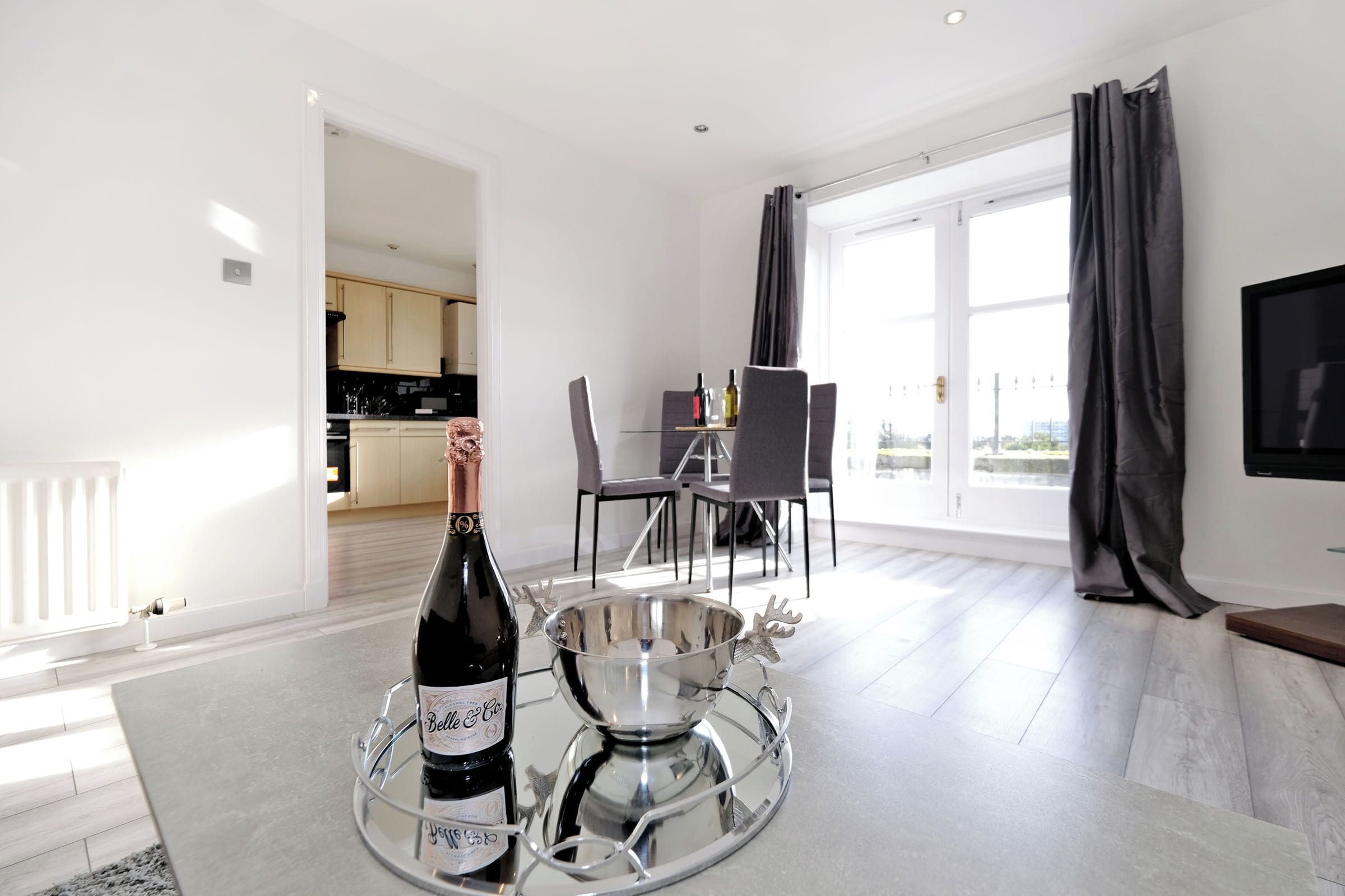 Apartment, 2 Bedrooms (Belgrave Mansions) | Living area