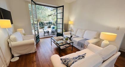 Villa "Katy" near ocean