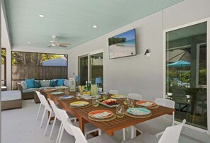 Outdoor dining