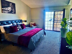 4 soverom, skrivebord, strykejern/-brett og wi-fi (inkludert)