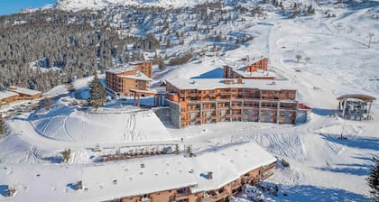 T4 à 50m du téléphérique | AccÚs piscine, sauna
