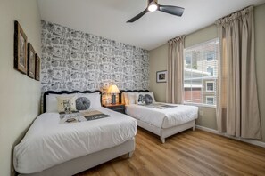 3 bedrooms, desk, iron/ironing board, travel cot