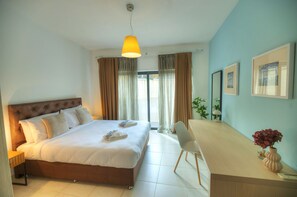 3 bedrooms, iron/ironing board, free WiFi, bed sheets