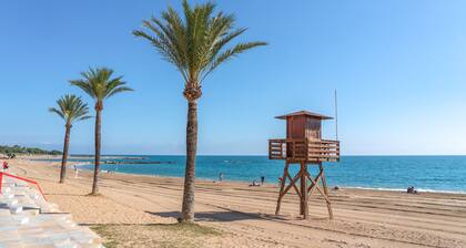 Apartment 'Central Modern 3bdr' with Wi-Fi and Air Conditioning