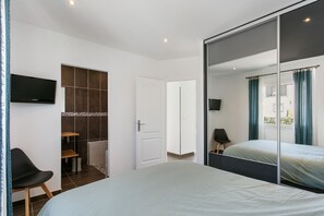 6 chambres, fer et planche à repasser, Wi-Fi gratuit, draps fournis