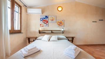 2 Schlafzimmer, Bügeleisen/Bügelbrett, Bettwäsche