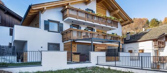 Apartment 'La Sorgente Ville Di Fiemme' with Mountain View, Private Terrace and Wi-Fi