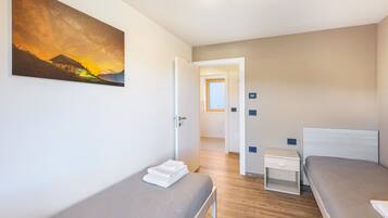 2 bedrooms, free WiFi, bed sheets