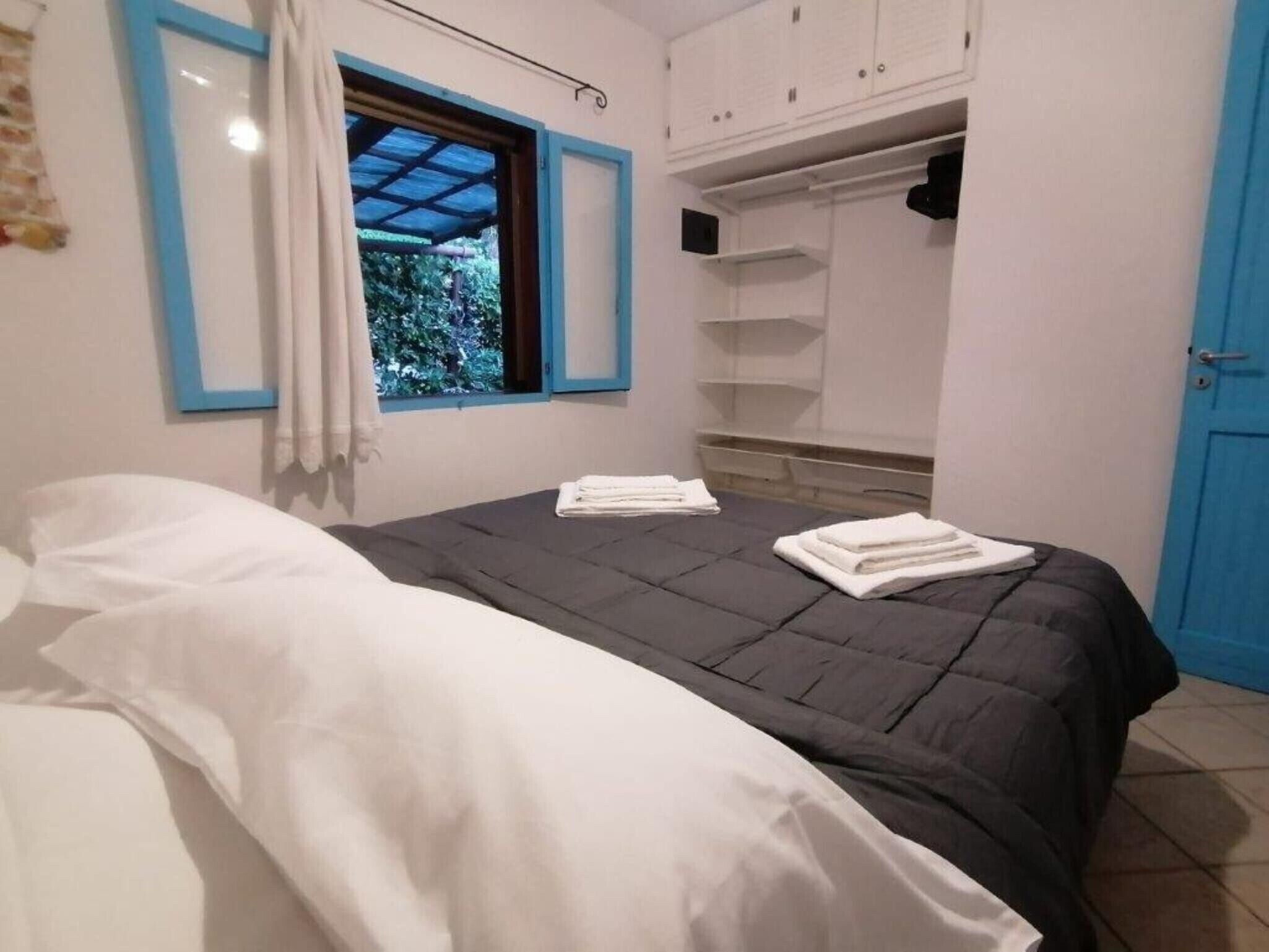 3 habitaciones, tabla de planchar con plancha y wifi gratis 