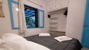 3 habitaciones, tabla de planchar con plancha y wifi gratis