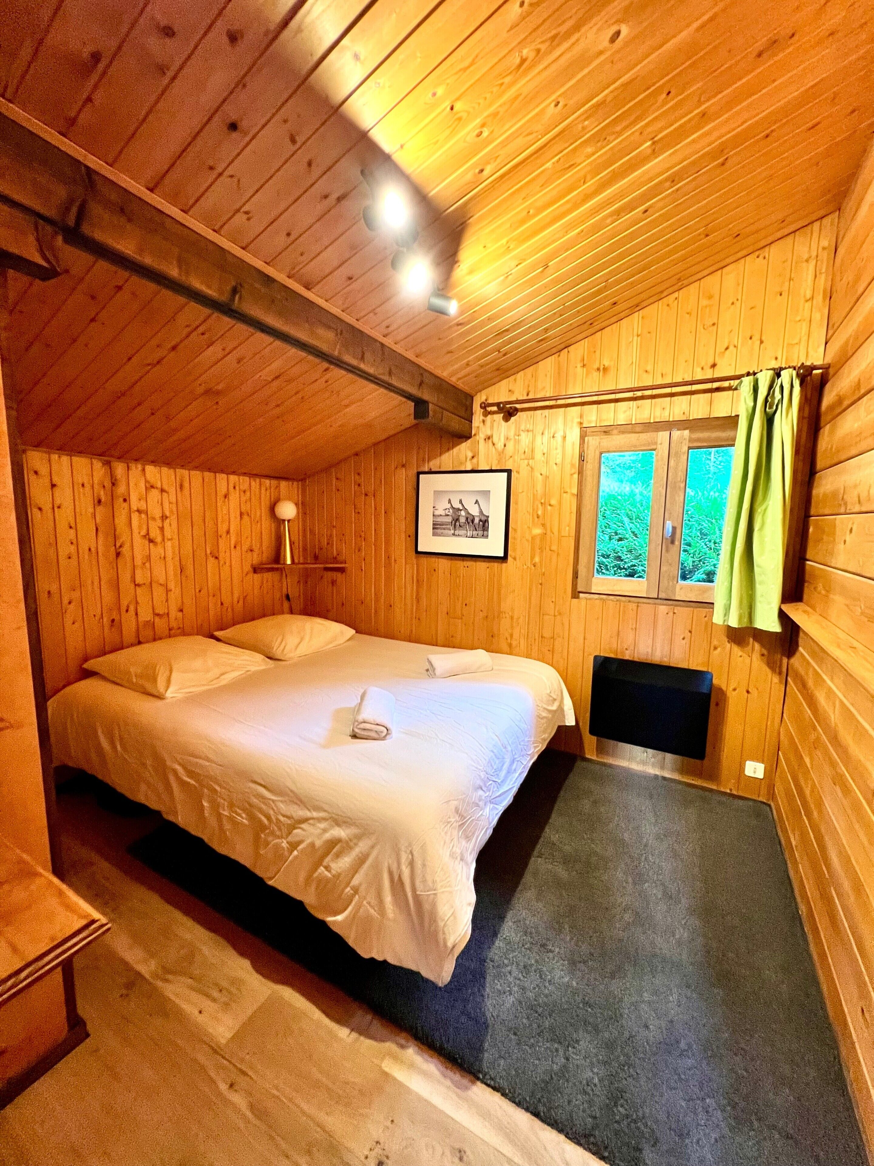 3 sovrum, strykjärn/strykbräda, gratis wi-fi och sängkläder