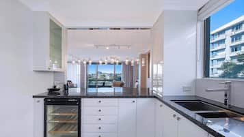 Fridge, microwave, stovetop, toaster