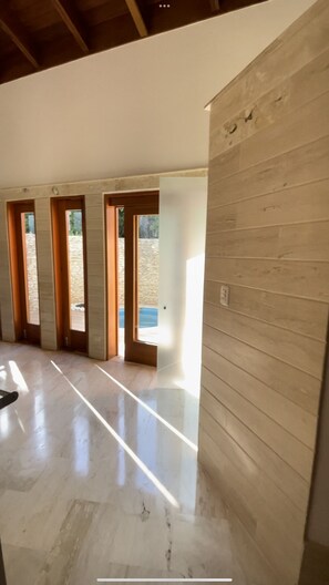 วิลล่า, 5 ห้องนอน, พร้อมสิ่งอำนวยความสะดวกสำหรับผู้พิการ, สูบบุหรี่ได้ | ภายใน