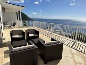 Terrace/patio - Centrally located apartment in a quiet community with exceptional views! (Roseau)