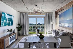 Smart TV, fireplace, table football, ping pong - Coco Loco - Wynwood Miami (Miami)