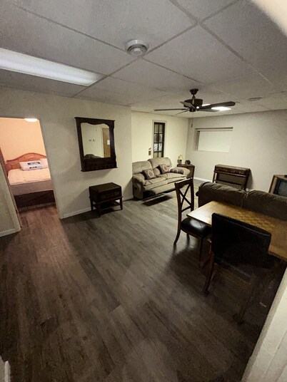 Spacious 2 Bedroom Apartment downtown Winifred,8 miles from the Missouri Breaks!