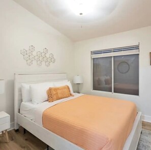 3 Schlafzimmer, Bügeleisen/Bügelbrett, WLAN, Bettwäsche
