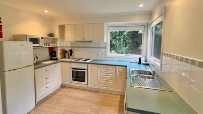 Plum Tree Cottage - Apollo Bay