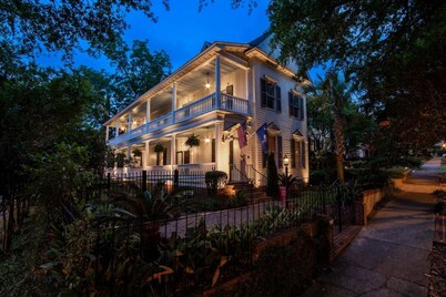 Charleston Home-Walk to 5pts/USC