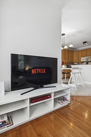 TV connectée, cheminée