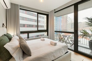 1 habitación, tabla de planchar con plancha, internet y ropa de cama 