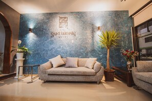 Reception - SAINT GERMAIN HOTEL (Trujillo)