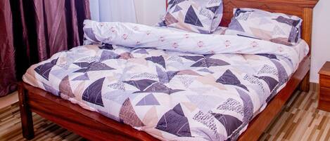 4 Schlafzimmer, WLAN, Bettwäsche