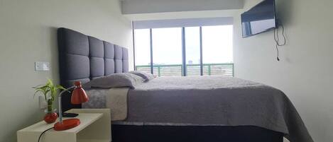 2 quartos, ferros/tábuas de passar roupa, Wi-Fi, roupa de cama