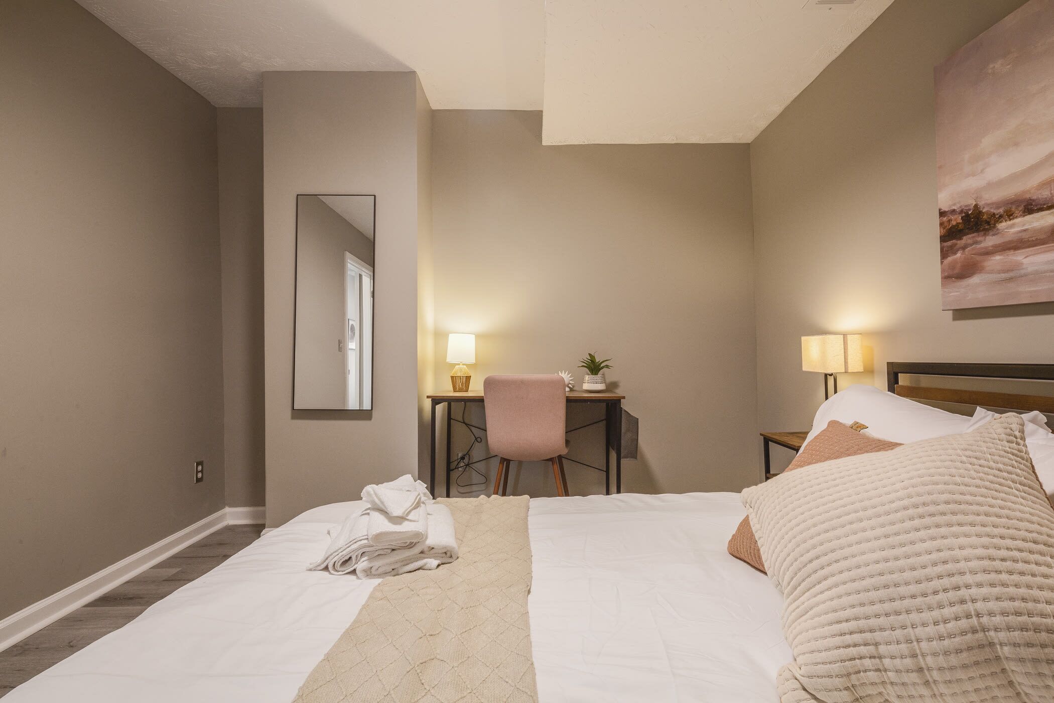 單棟房屋 | 4 間睡房、手提電腦工作空間、熨斗/熨衫板、免費 Wi-Fi